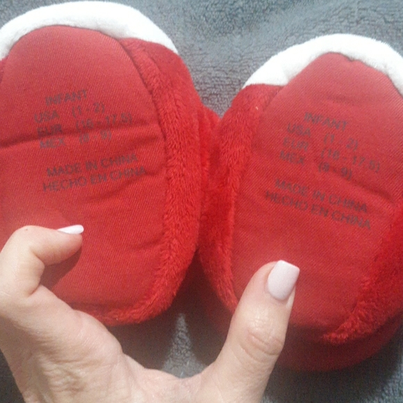 SANTA Baby Booty Slippers Infant - Picture 3 of 4